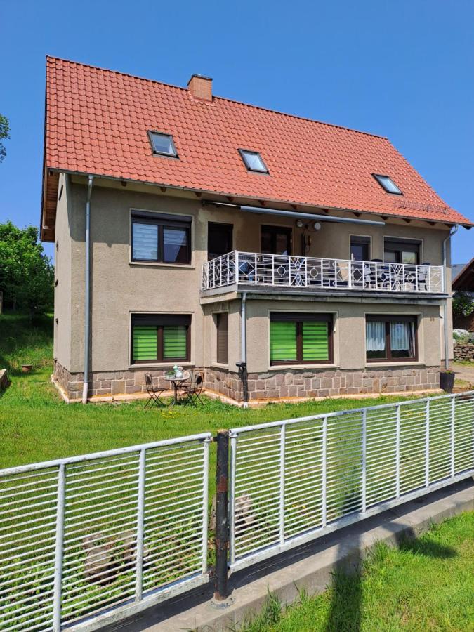 Monteur- Und Ferienwohnung In Hainichen - Obergeschoss Oder Dachgeschoss - Familie Weber Bockendorf Exterior photo