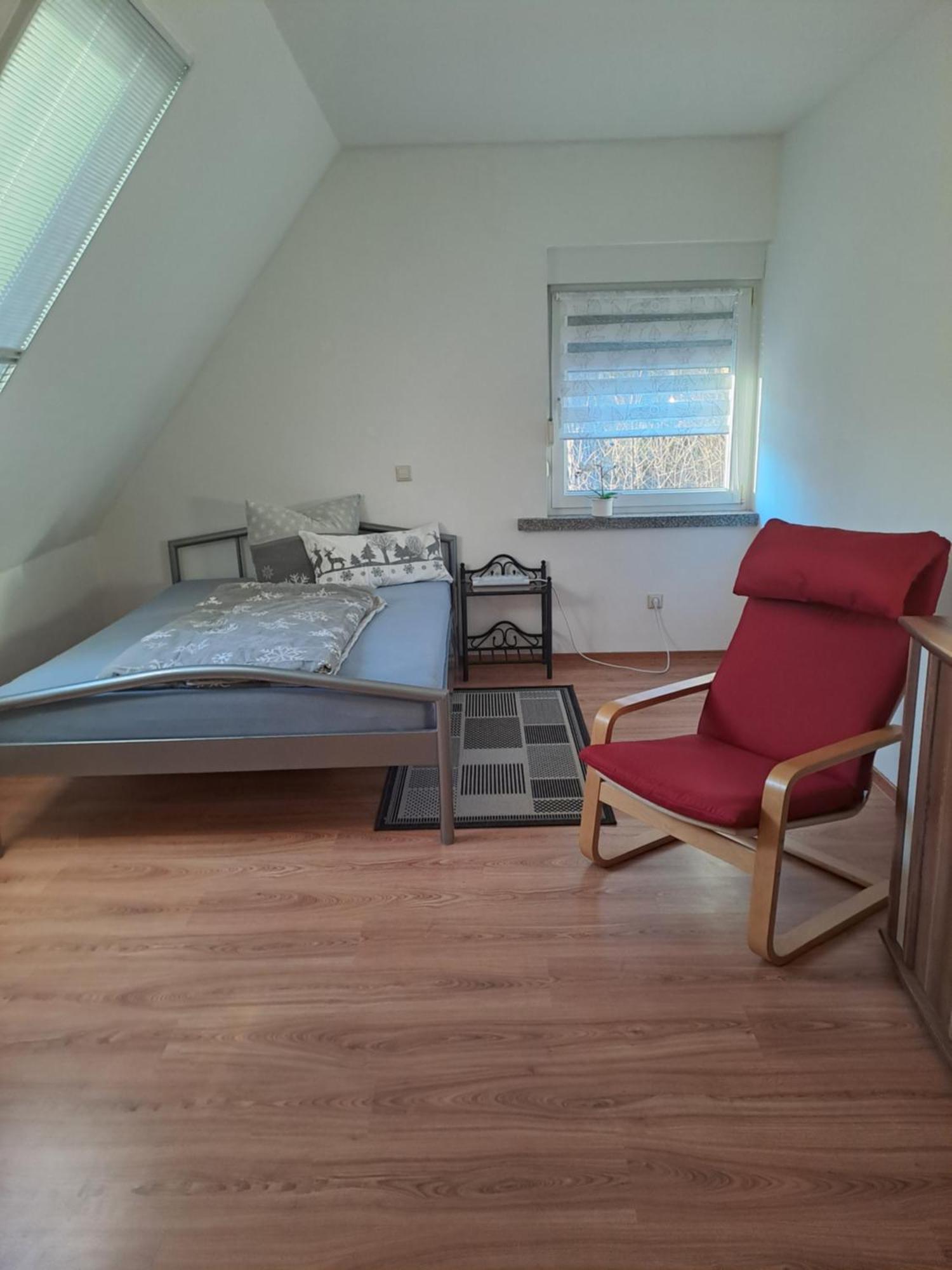 Monteur- Und Ferienwohnung In Hainichen - Obergeschoss Oder Dachgeschoss - Familie Weber Bockendorf Exterior photo